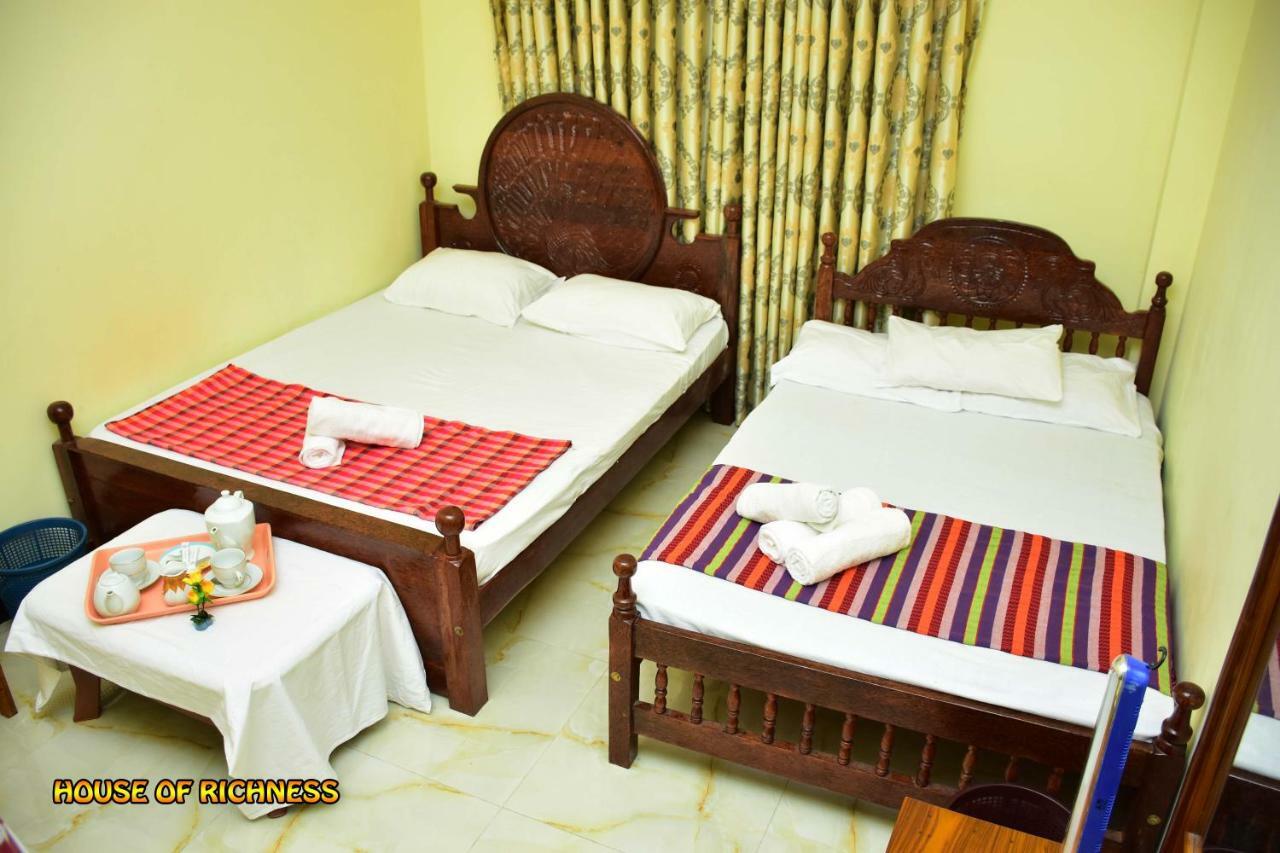 House Of Richness Hotel Negombo Exterior photo